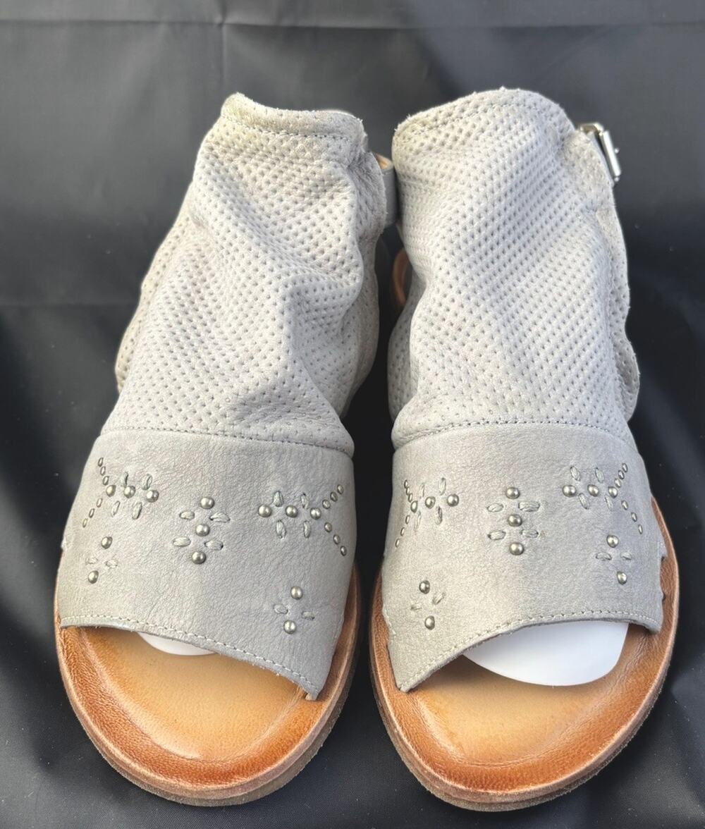 NWOT Miz Mooz - Leather Ankle Strap Sandals - Fifi - GRAY - EU 38 Wide US 7 W